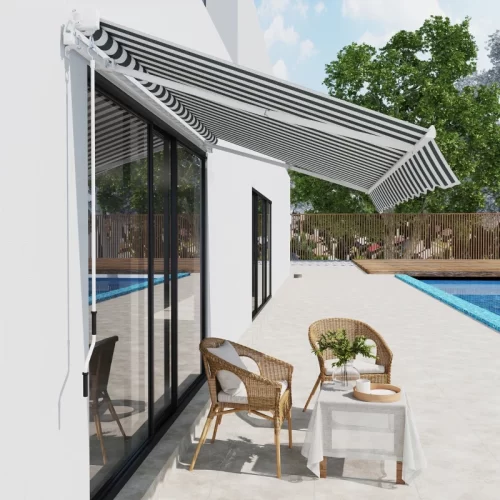 Toldo retrátil com instalação versátil sobre janelas e portas